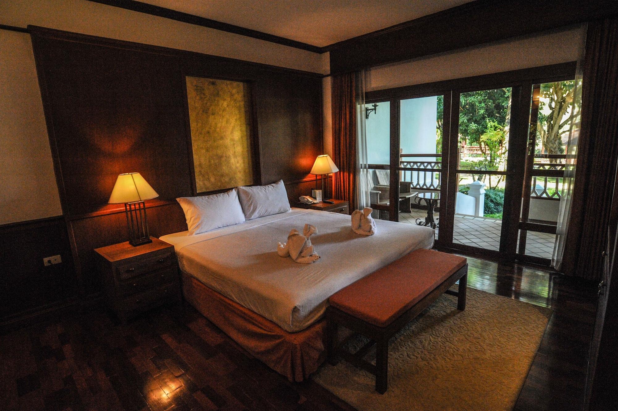 Suan Bua Hotel & Resort Ban Pong  Ngoại thất bức ảnh