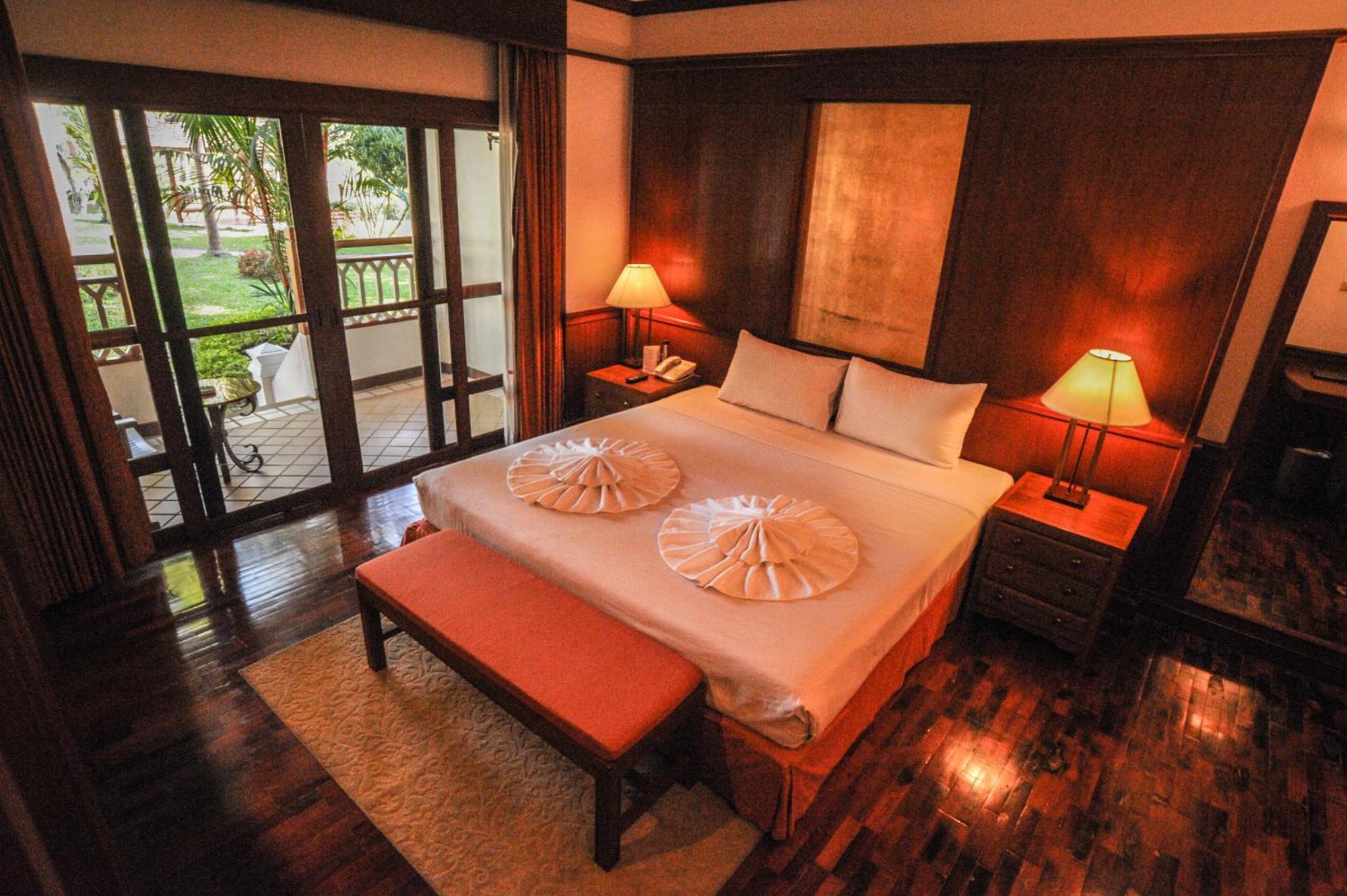 Suan Bua Hotel & Resort Ban Pong  Ngoại thất bức ảnh