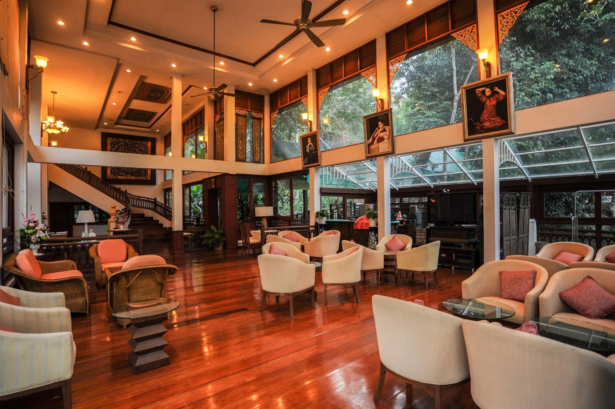 Suan Bua Hotel & Resort Ban Pong  Ngoại thất bức ảnh